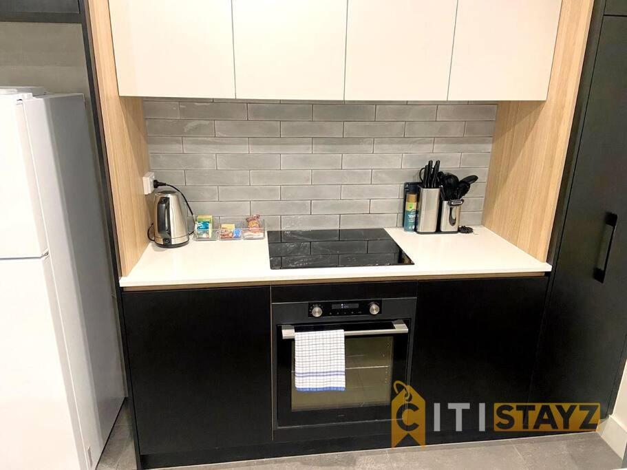 Boujee In Braddon - 1bd 1bth Apartment *