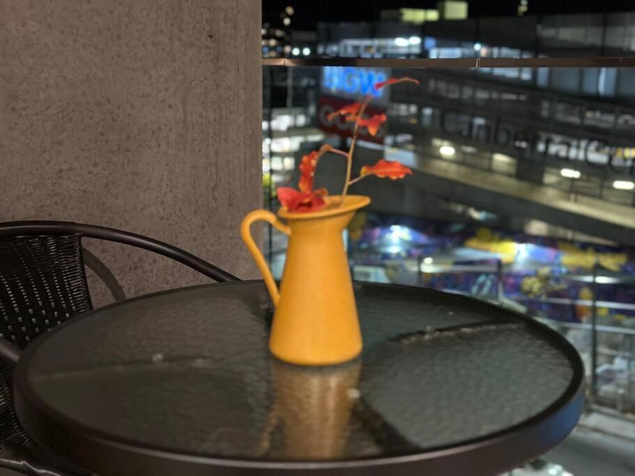 Apartment Cityscape Lovely 1br Apt & Parking @cbd Canberra