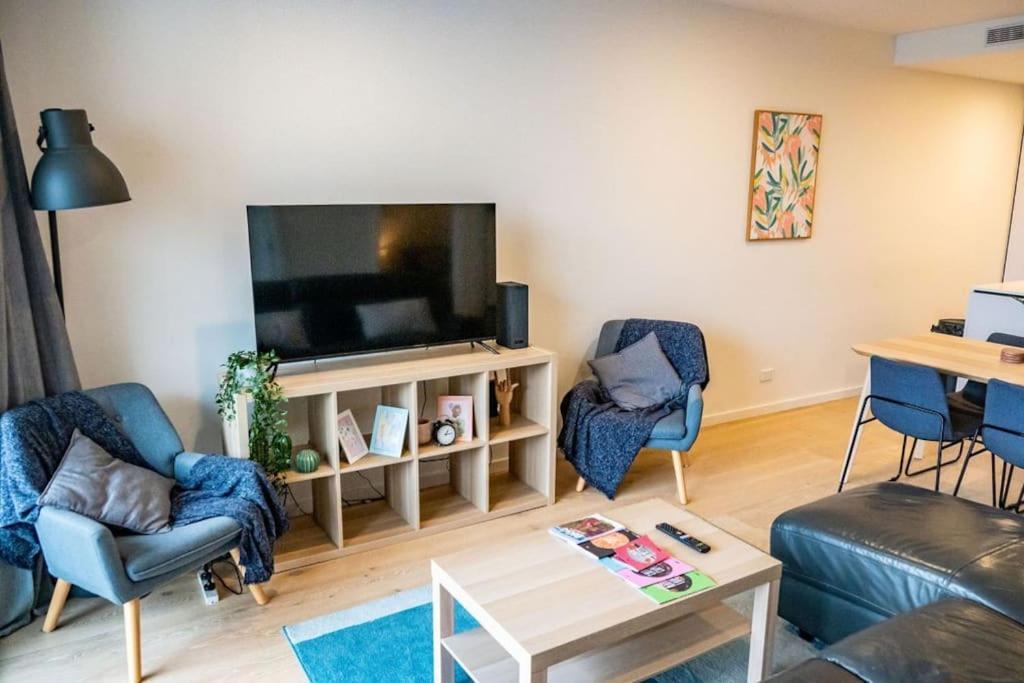 2 Bedroom Family Business Friendly Cbd Anu * Canberra