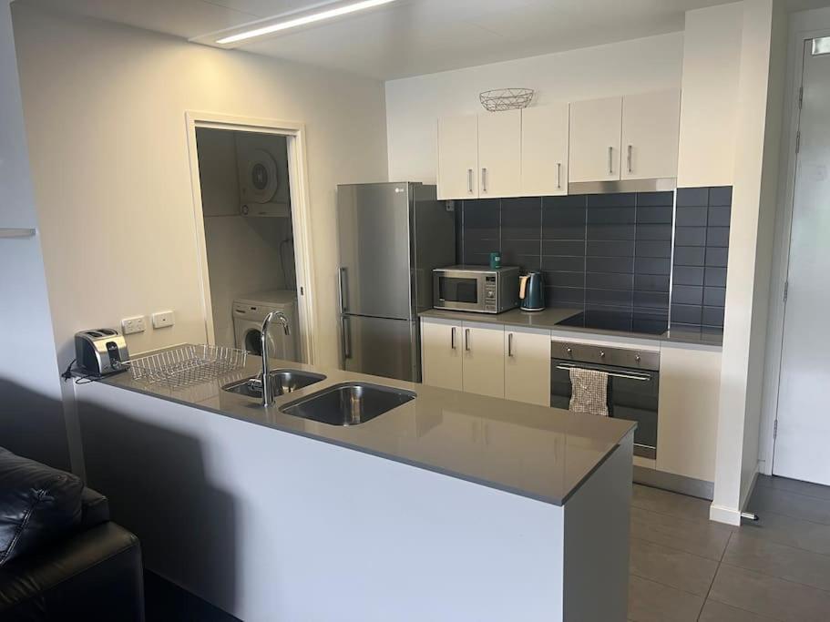 3br On Lonsdale St - Braddon - Apartment Canberra