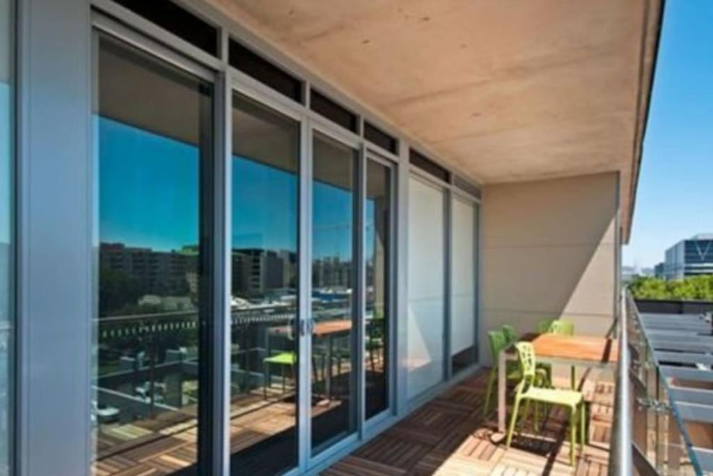 3br On Lonsdale St - Braddon - Apartment *