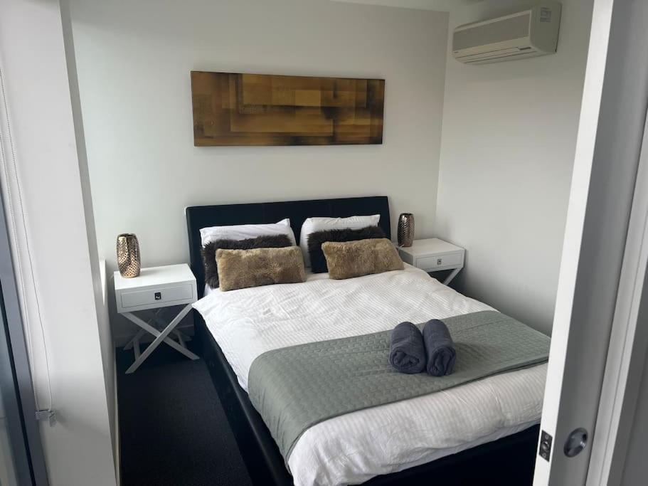 Apartment 3br On Lonsdale St - Braddon - *