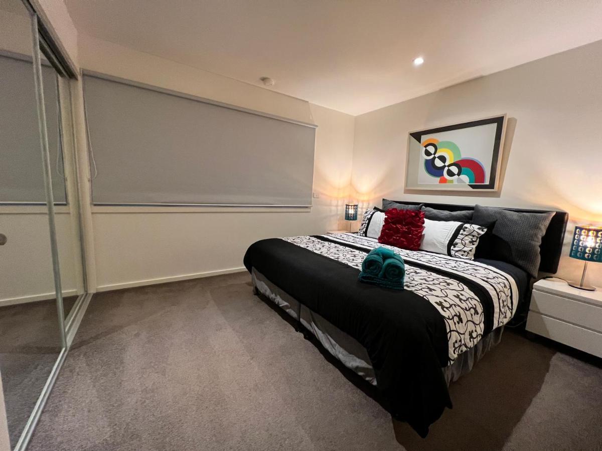 Apartment Envy 30 Luxe 1 Bedroom Executive In The Heart Of Braddon Wine Wifi Secure Parking