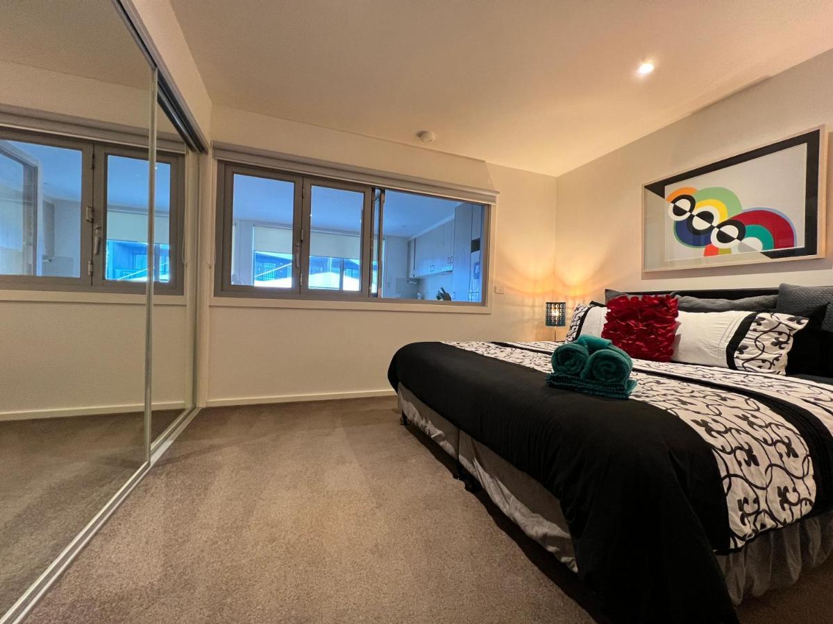 Envy 30 Luxe 1 Bedroom Executive In The Heart Of Braddon Wine Wifi Secure Parking