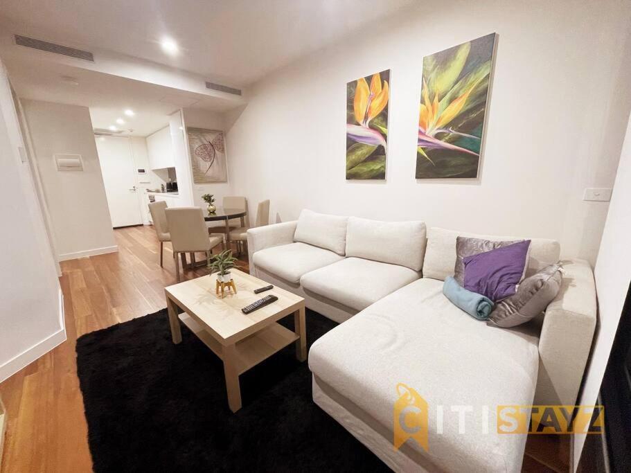 Braddon Bliss - Modern 1bd 1bth Haven Canberra