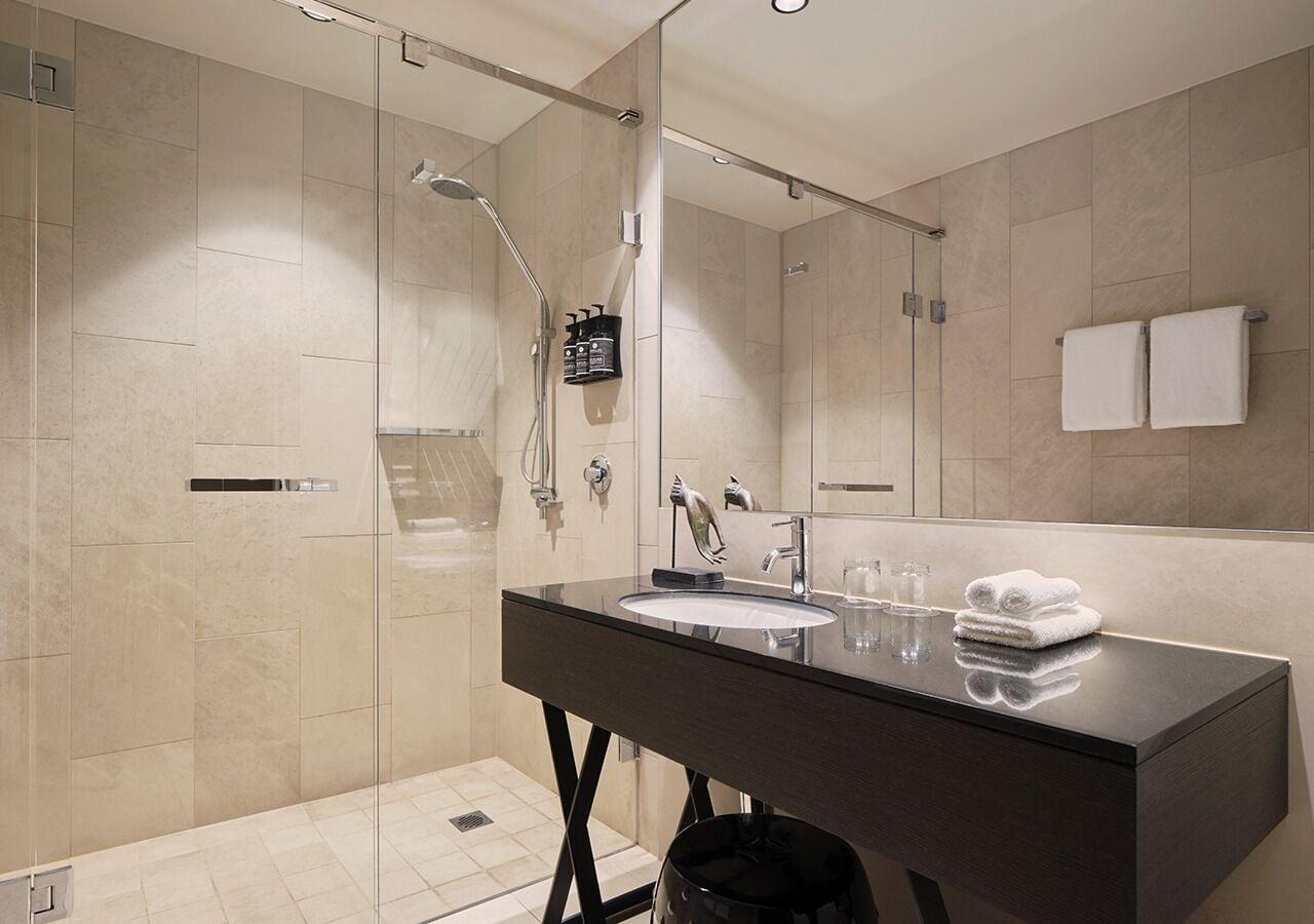 Burbury Aparthotel