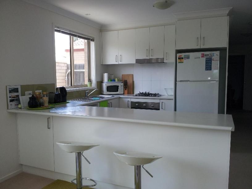 Entire 2br Sunny House @franklin, Canberra