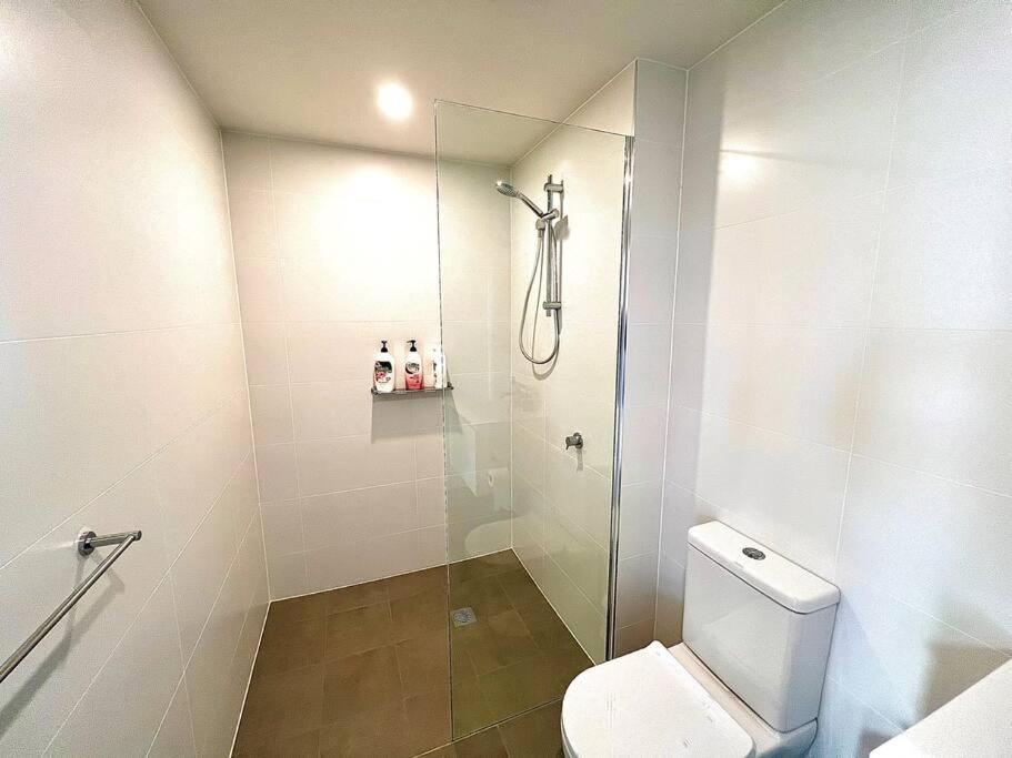Apartment Brand New 2b2b Canberra