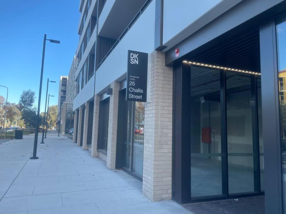 Brand New 1br Dickson Apartment