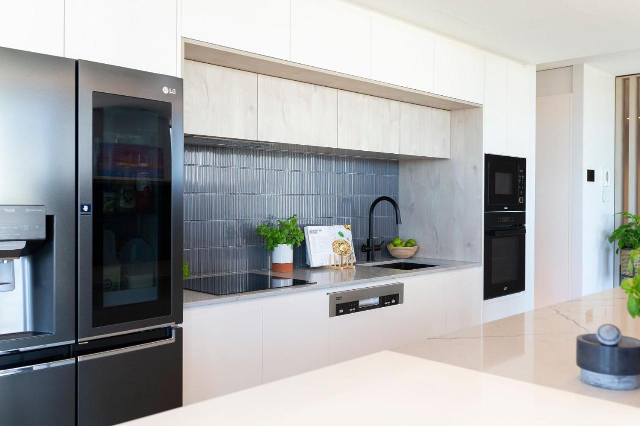 Accommodate - Metropolitan 70 Apartment Canberra