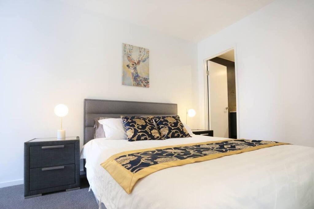 3 Brs Topfloor View@heart Of Free Parking Apartment Canberra