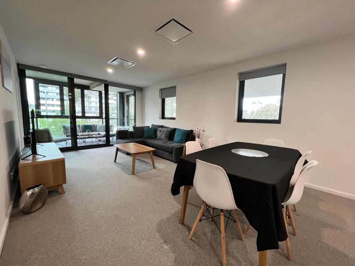 Apartment Embark Luxe 2br 2bath In Lynham 1 Secure Carpark Wifi *