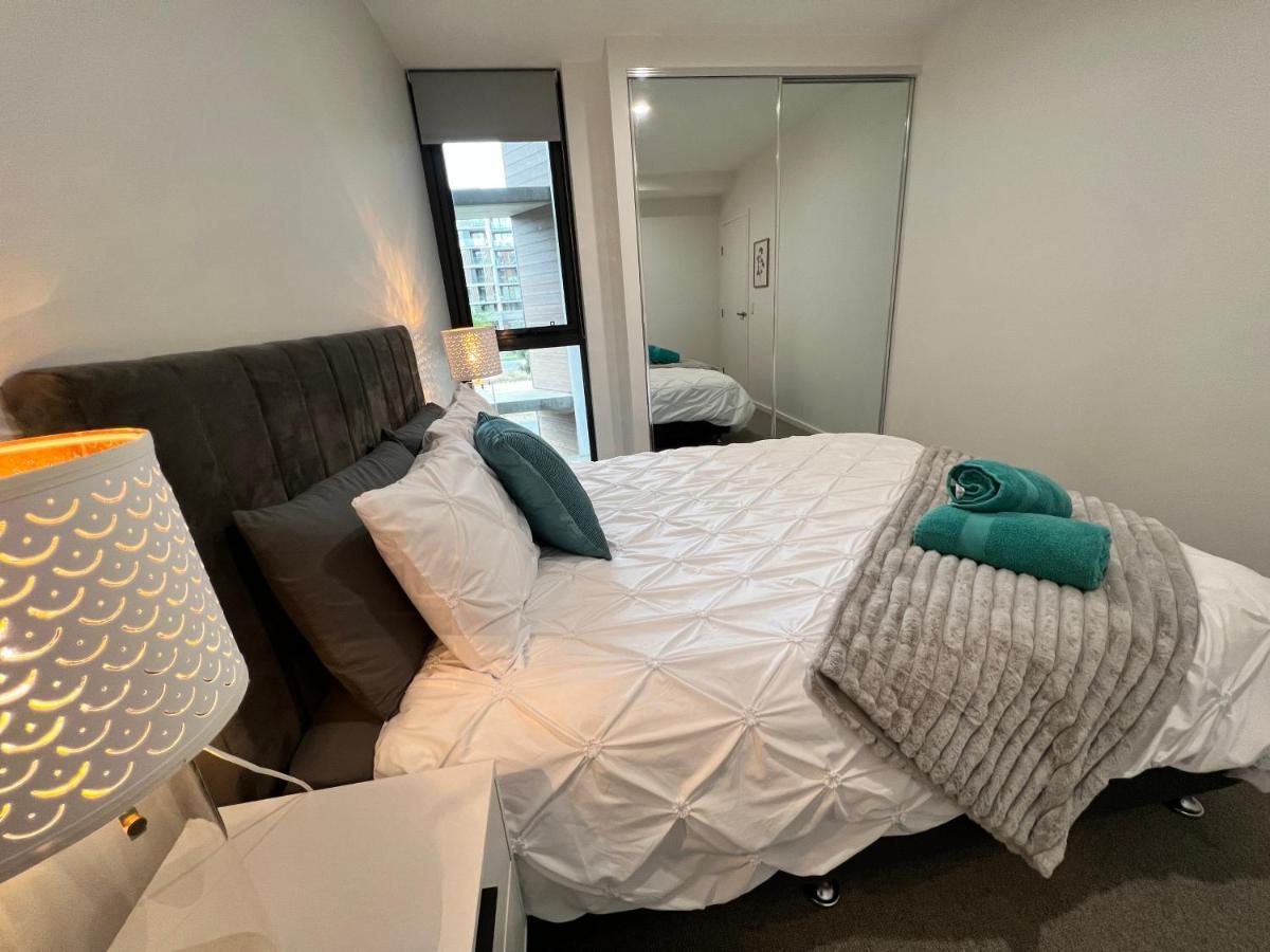 Apartment Embark Luxe 2br 2bath In Lynham 1 Secure Carpark Wifi
