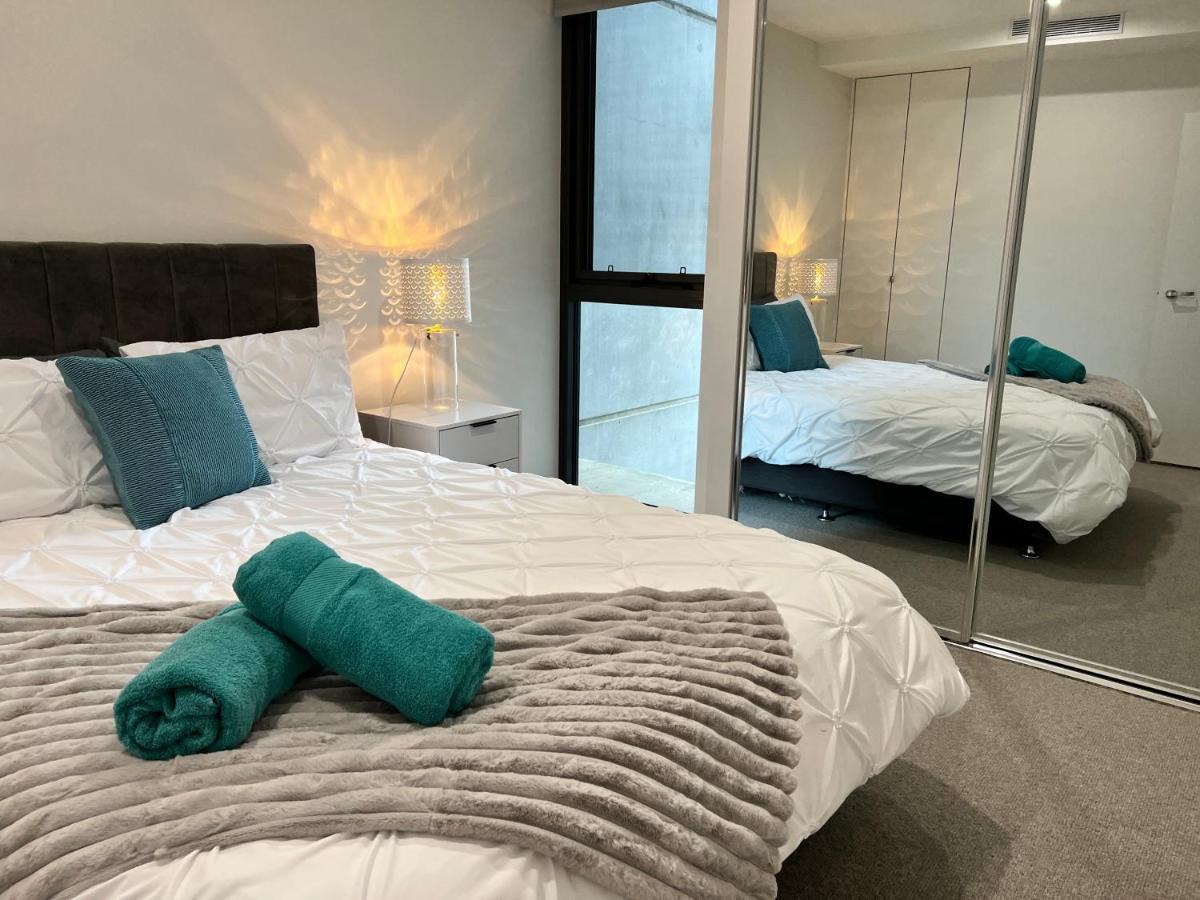 Embark Luxe 2br 2bath In Lynham 1 Secure Carpark Wifi Canberra