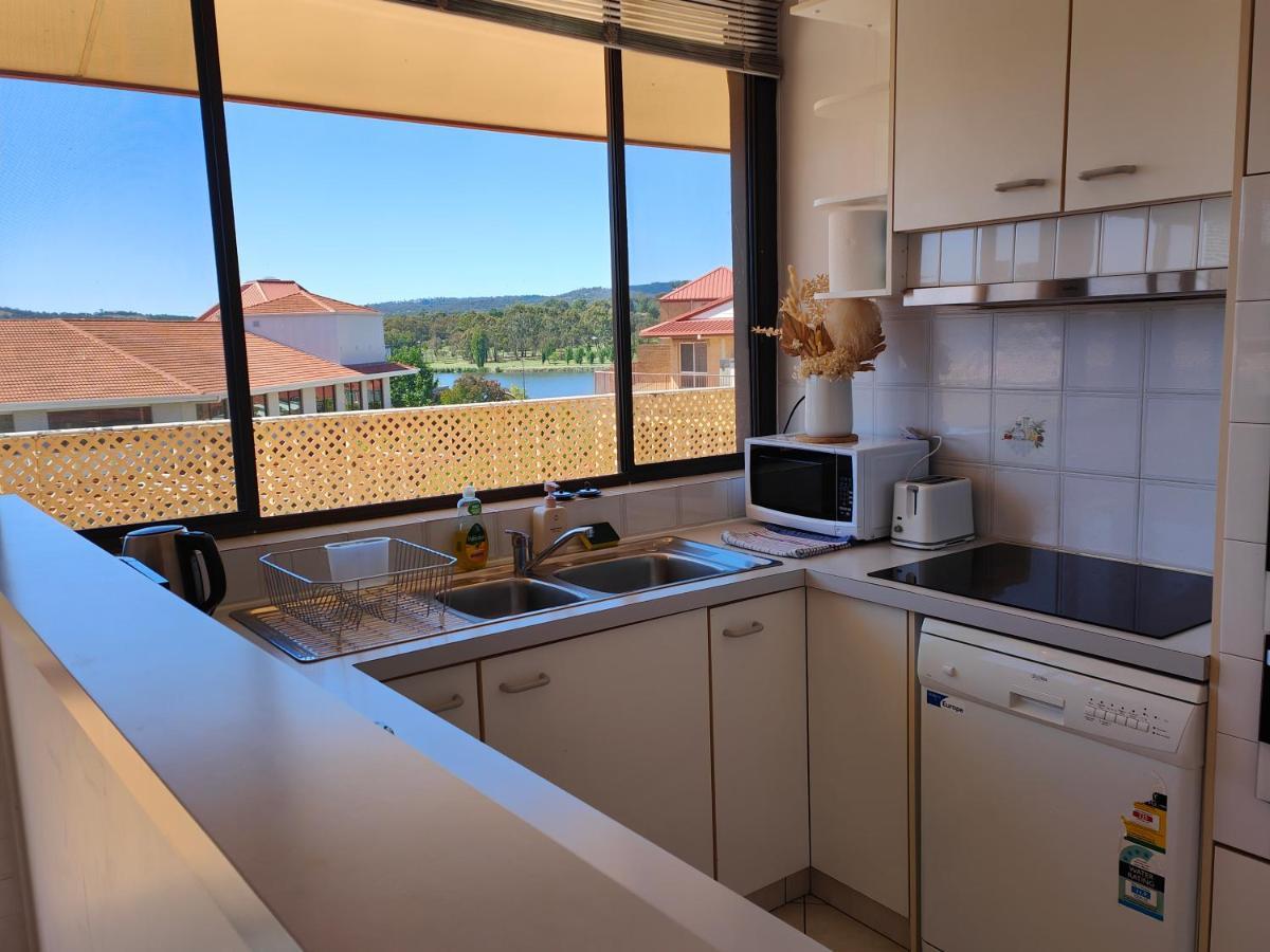 Tuggeranong Short Stay #07C - Sleeps 6 Canberra