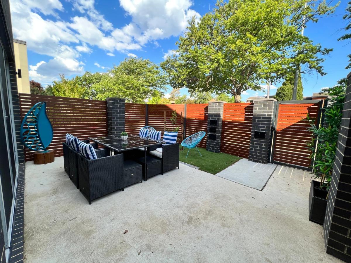 Holiday home Stunning Dickson Luxe 3br 2bath Double Garage Wifi Brand New