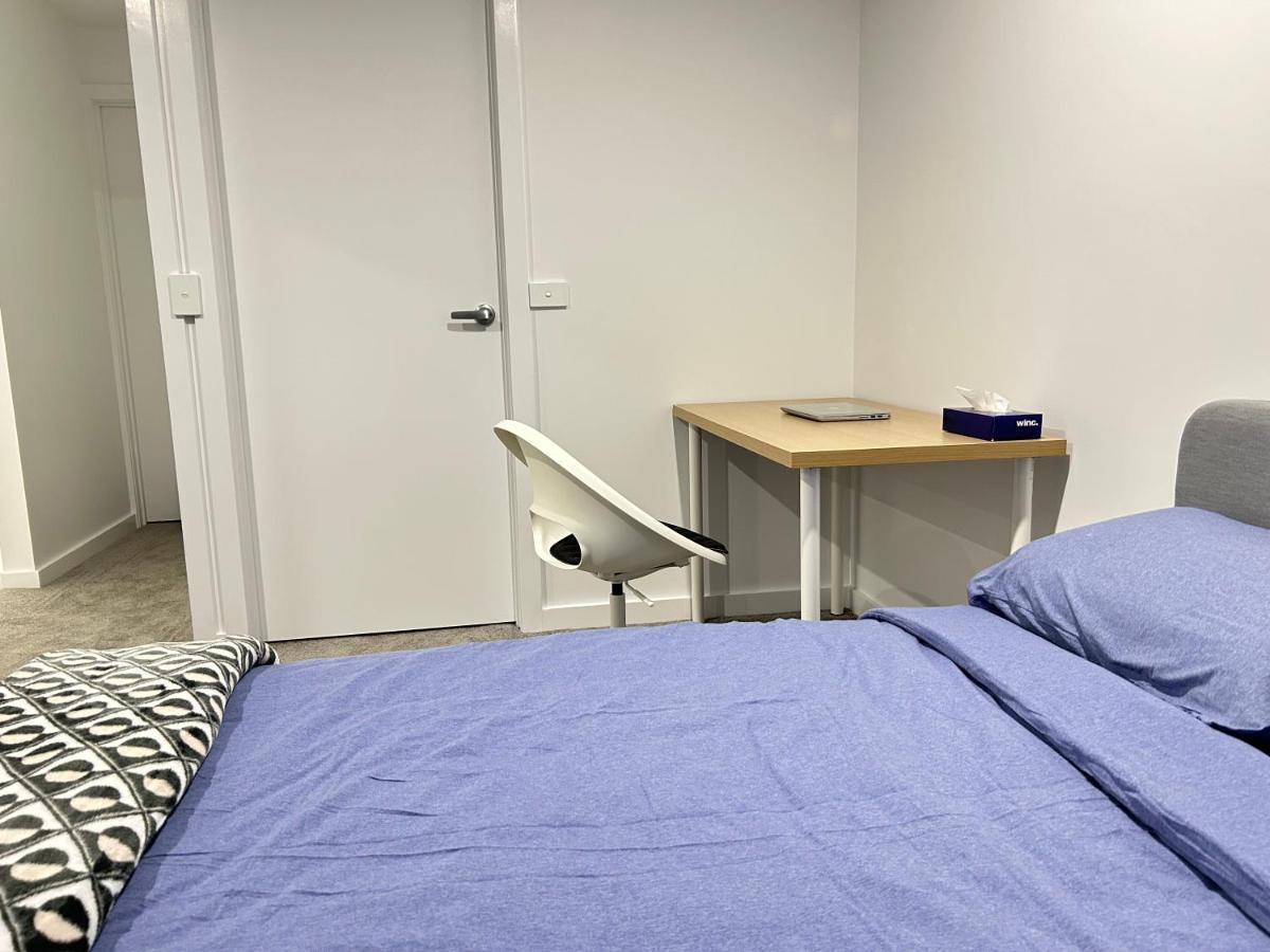 Cozy Master With Private Bathroom/ Great Location Homestay *