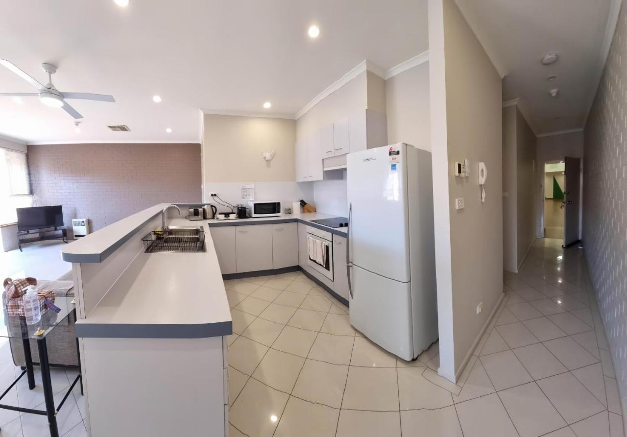 Tuggeranong Short #09c - Sleeps 4 *