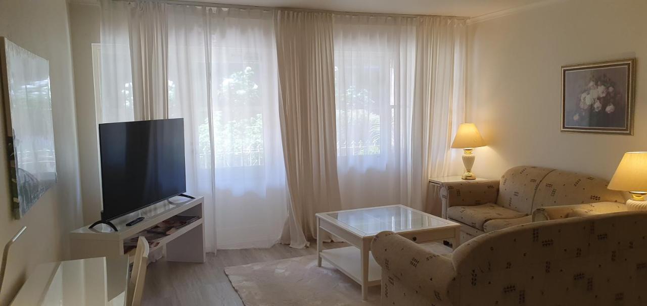 Apartment Beautiful Inner City Fully Renovated Ground Floor With Attached Lock-up Garage Canberra