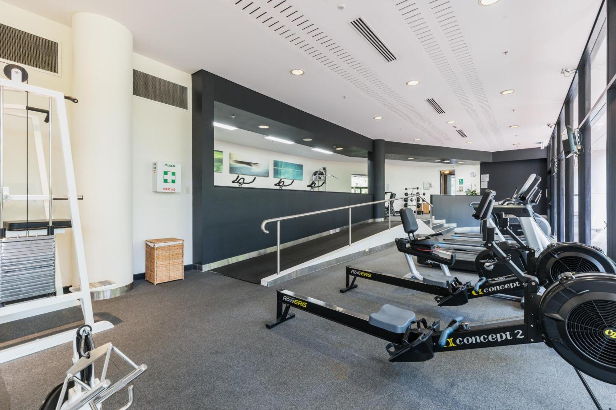 Hotel Crowne Plaza By Ihg Canberra