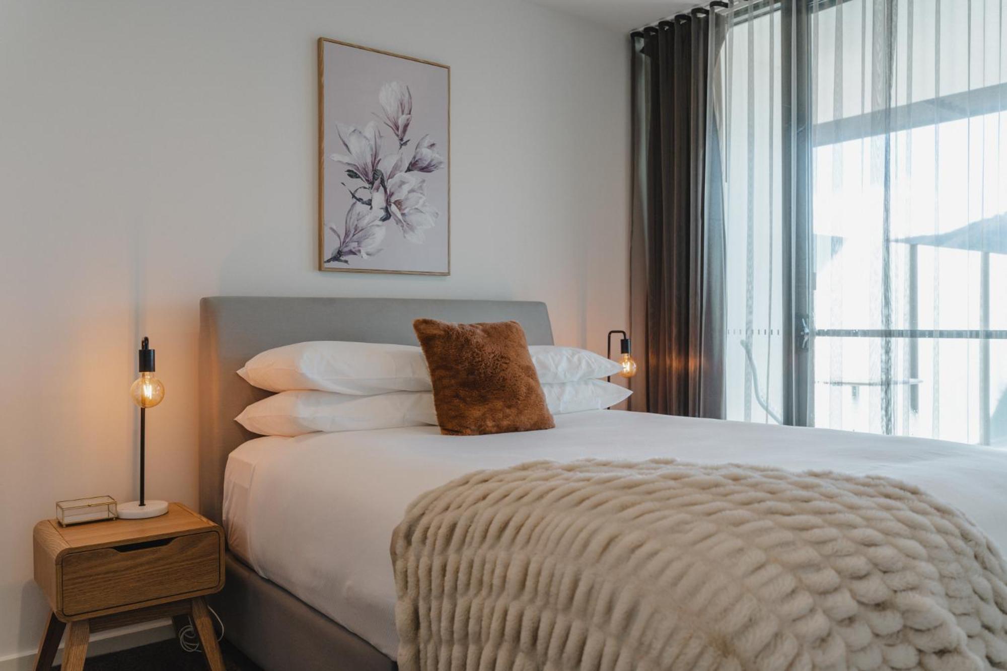 1-bed With Balcony, Rooftop Bbq & Parking Apartment