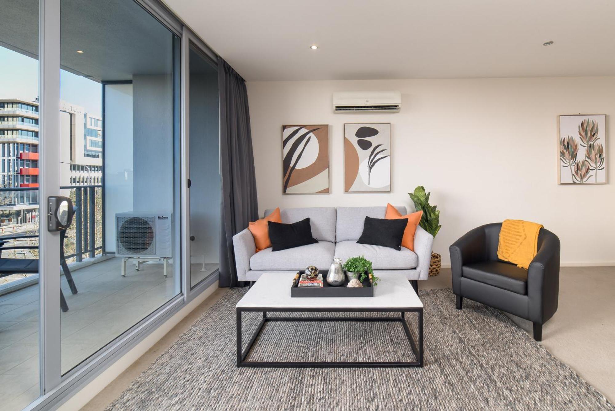 Apartment 1-bed With Parking Bbq And Indoor Pool
