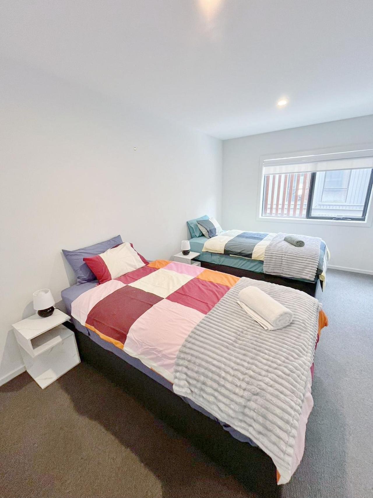 Apartment Townhouse At Canberra
