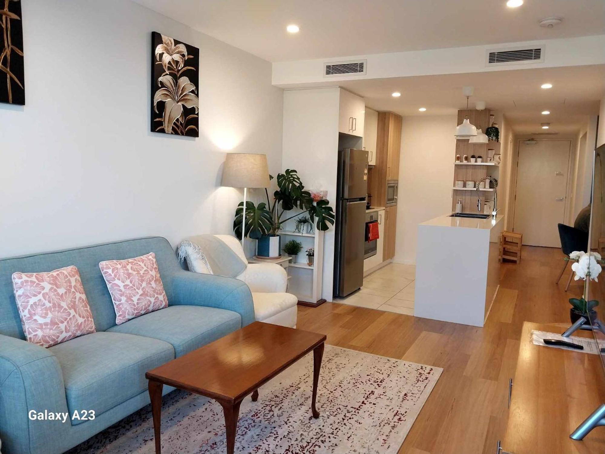 Lux 2 Bed 2 Bath Secure Parking In The Heart Of Dickson, Apartment