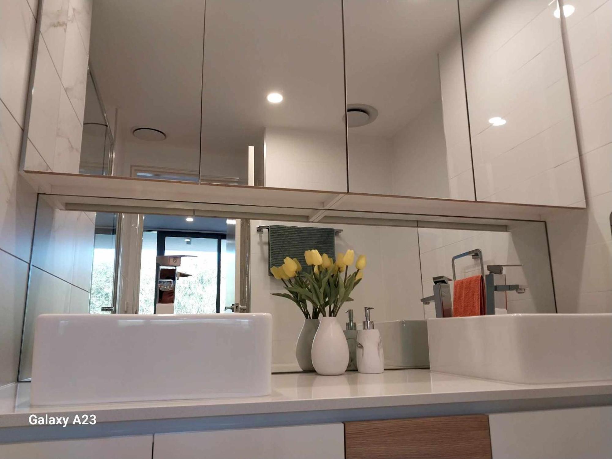 Lux 2 Bed 2 Bath Secure Parking In The Heart Of Dickson, Apartment *