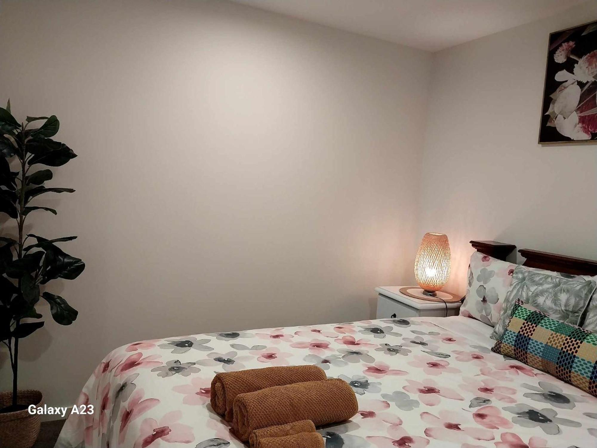 Apartment Lux 2 Bed 2 Bath Secure Parking In The Heart Of Dickson,