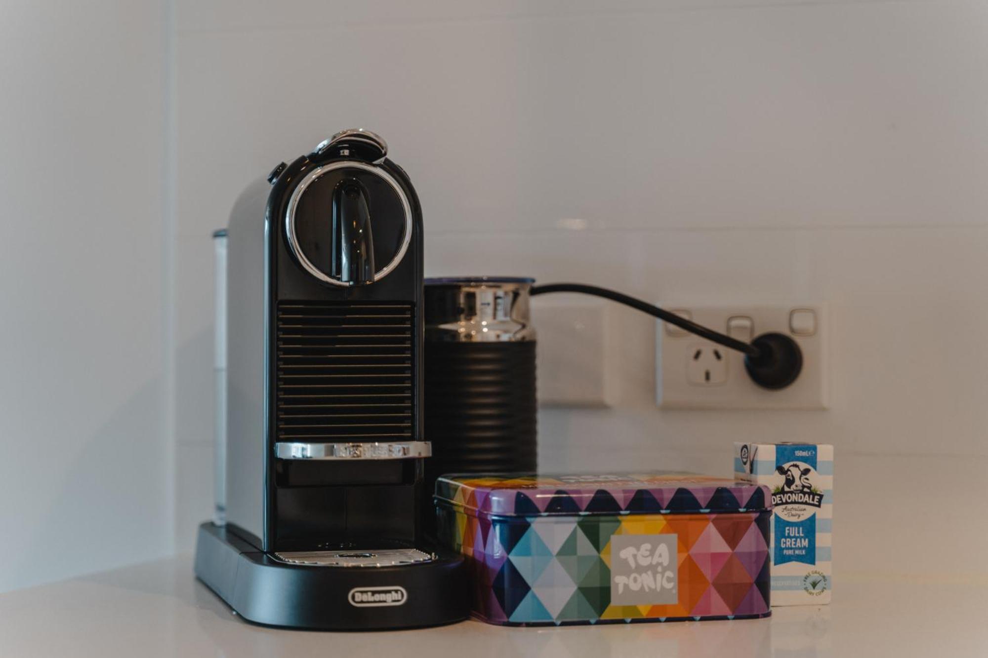 1-bed With Balcony, Rooftop Bbq & Parking Canberra