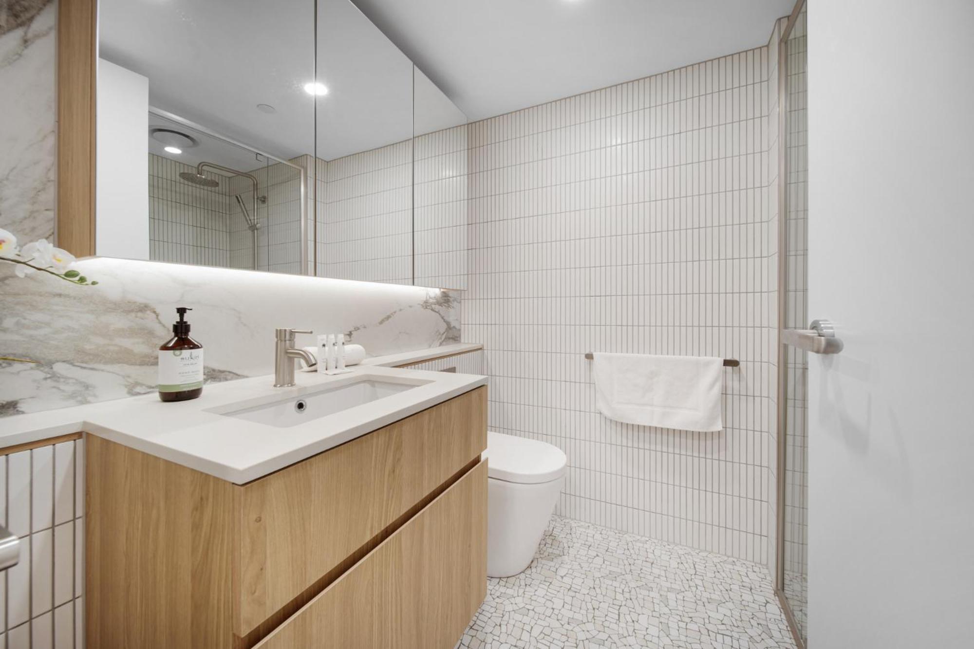 Elegant 2-bed By Lyneham Wetlands Near The Cbd Apartment *