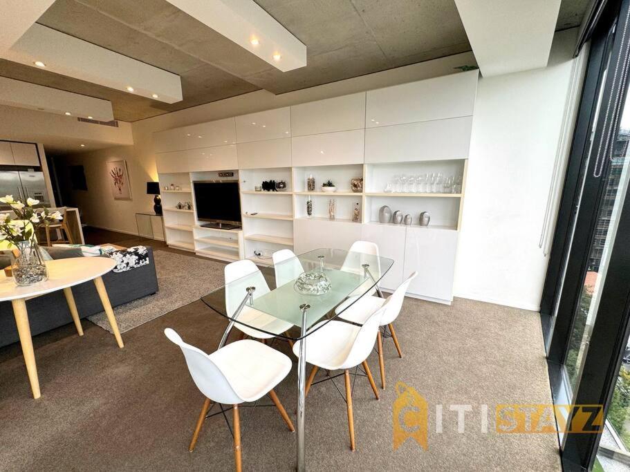 Apartment In New Acton - 2bd 2bth *