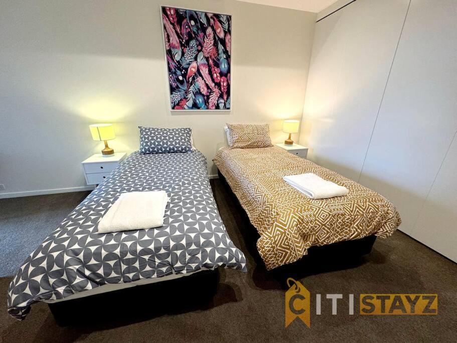 Apartment In New Acton - 2bd 2bth *