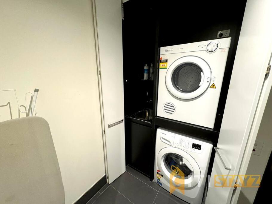 In New Acton - 2bd 2bth Apartment