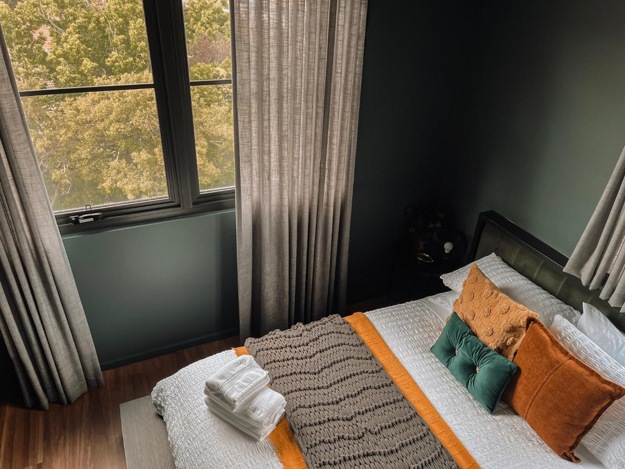 Apartment Braddon - Themed Micro In Canberra's Trendiest Neighborhood