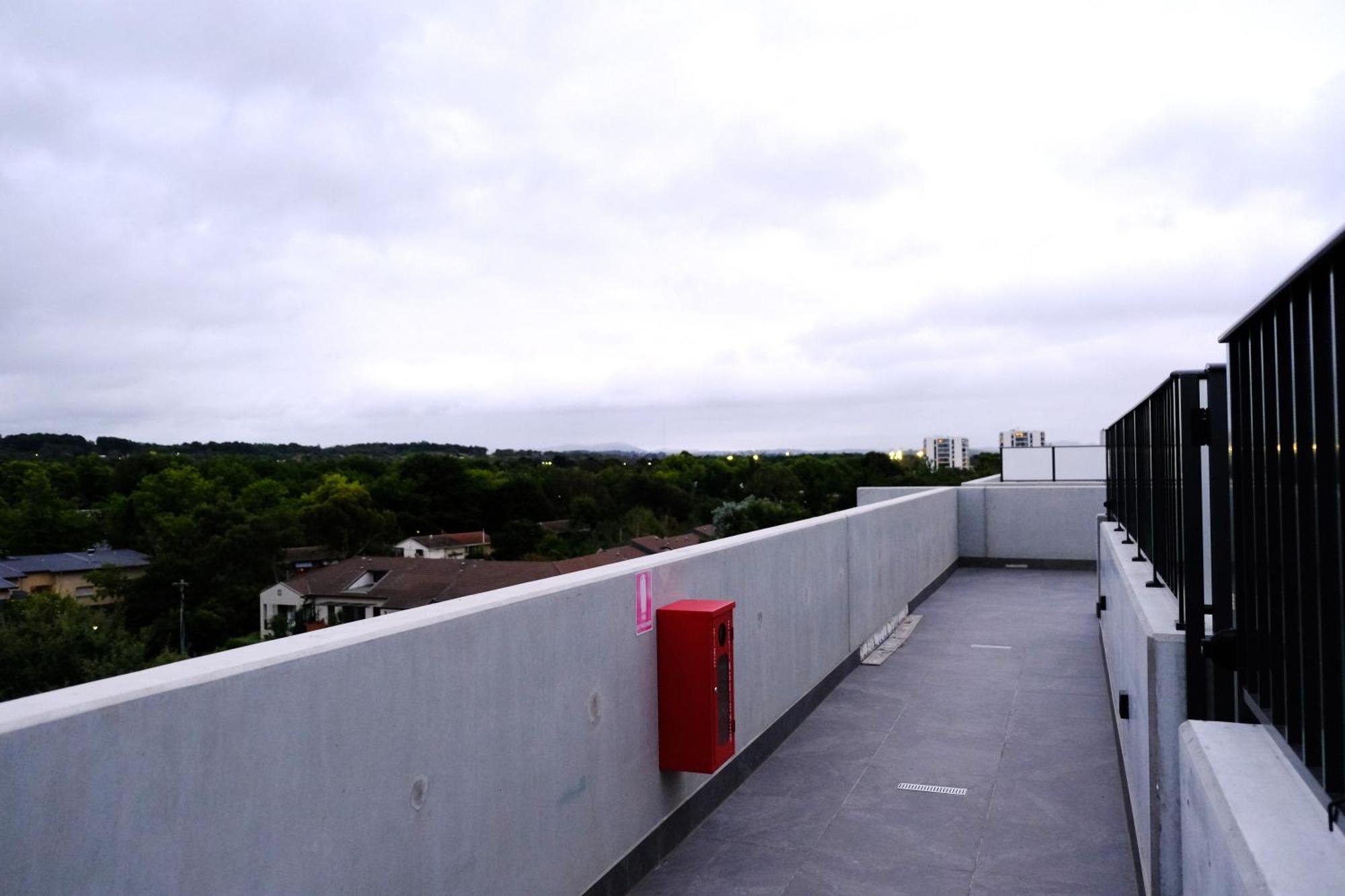 Japanese Penthouse Retreat 1b1b 2 Parking 5-min Tram-to-cbd Brekky Wifi Netflix * Canberra