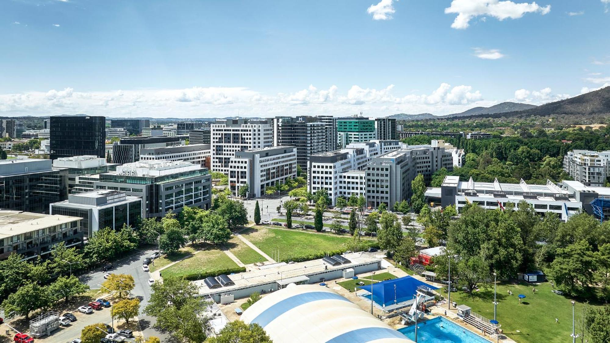 Meriton Suites Canberra