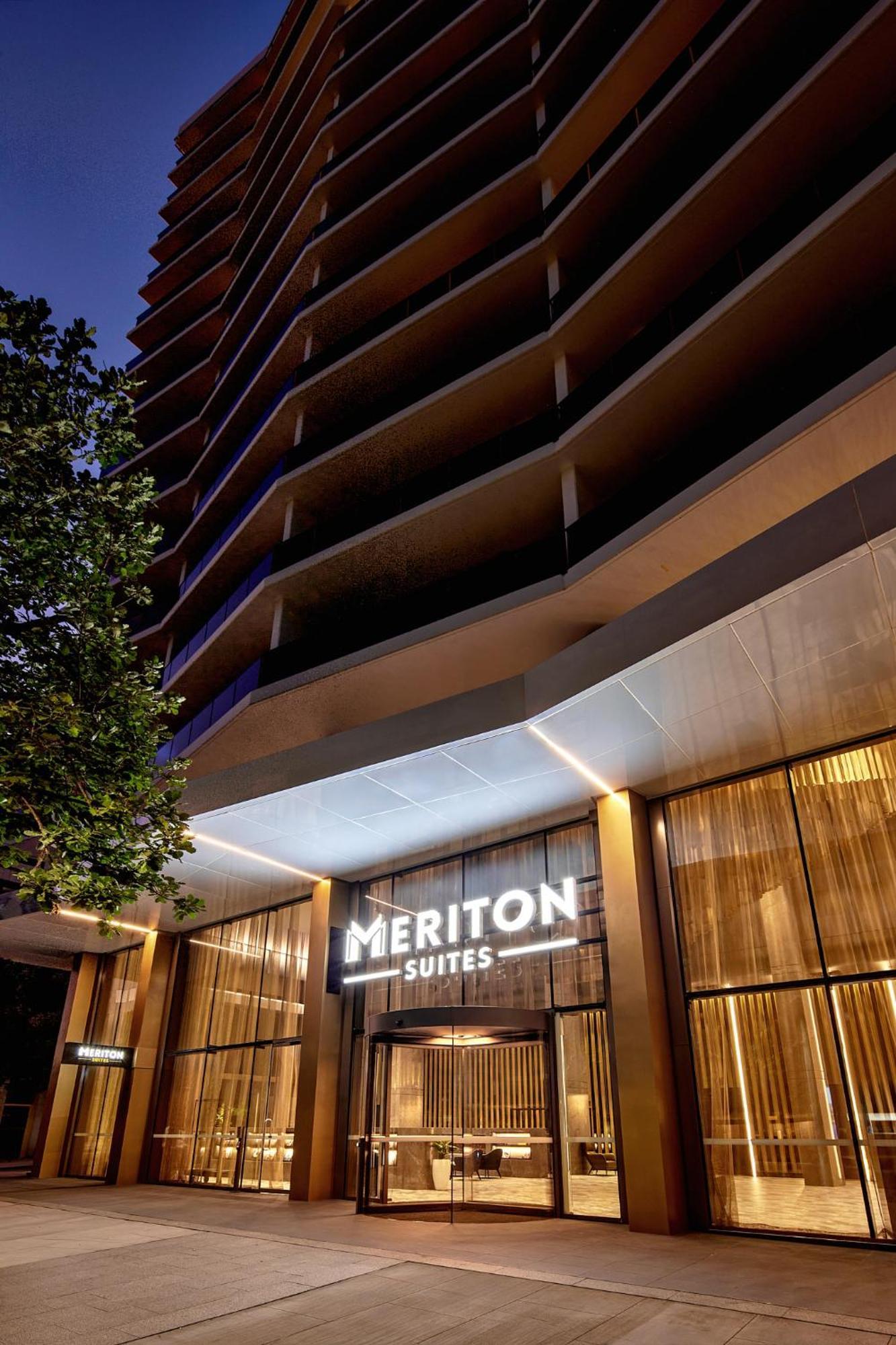 Meriton Suites Canberra