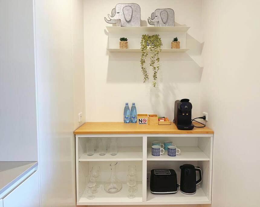 Lovely 1br Free Parking & Facing Mall