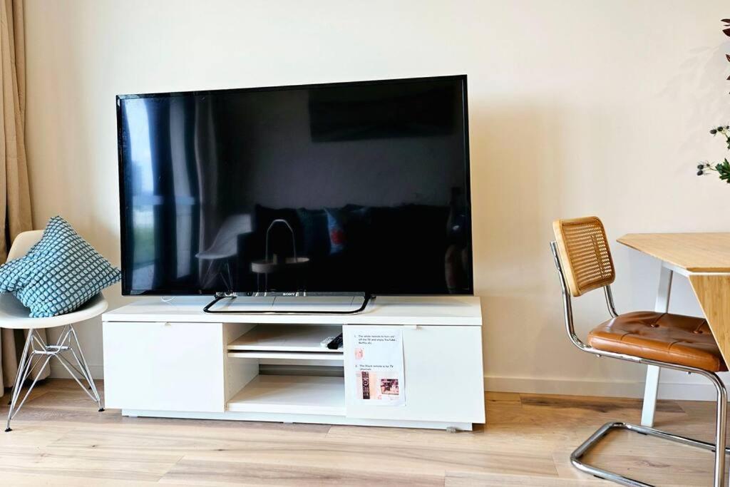 Lovely 1br Free Parking & Facing Mall Apartment *