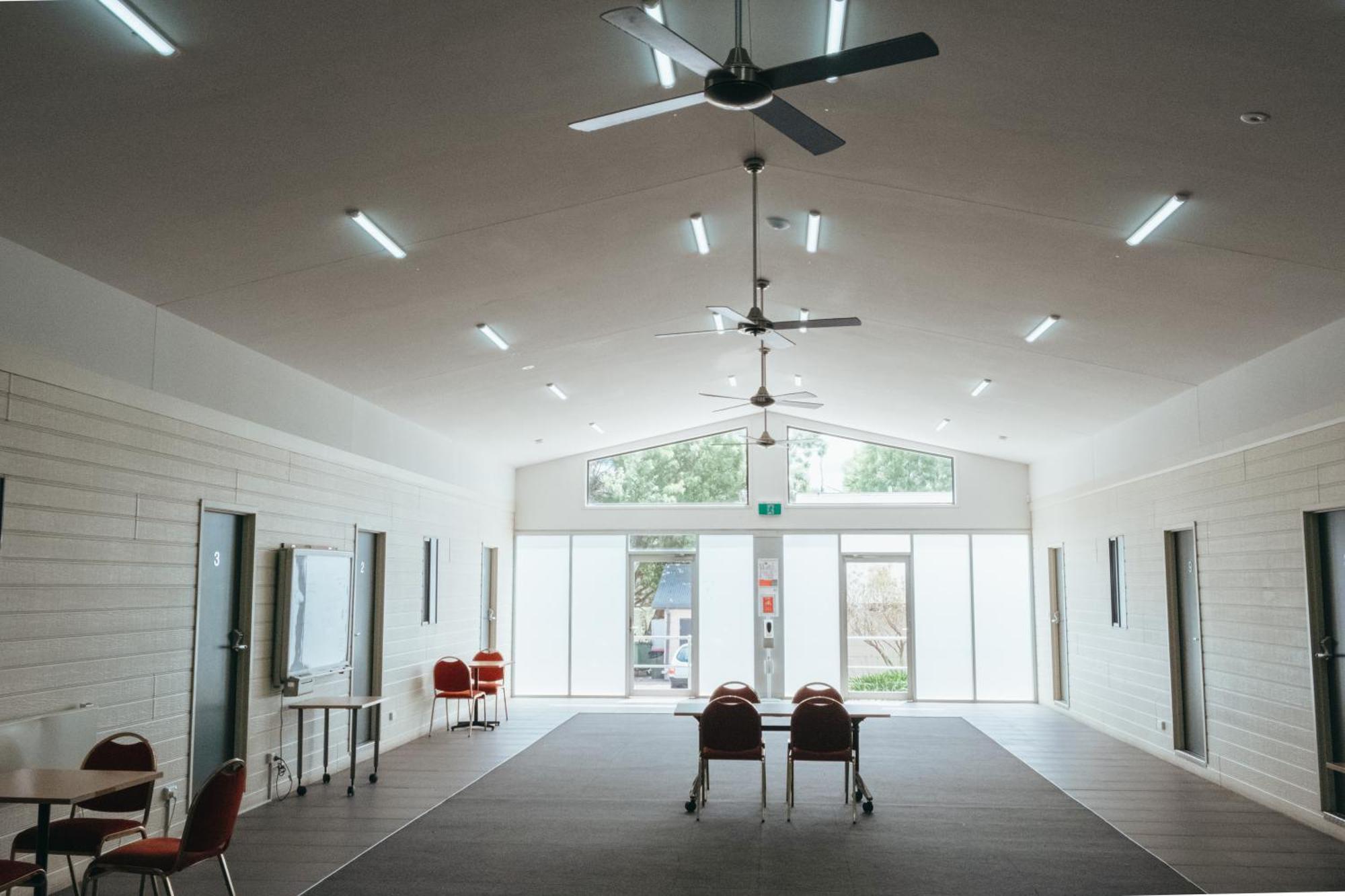 Eaglehawk Park Holiday park