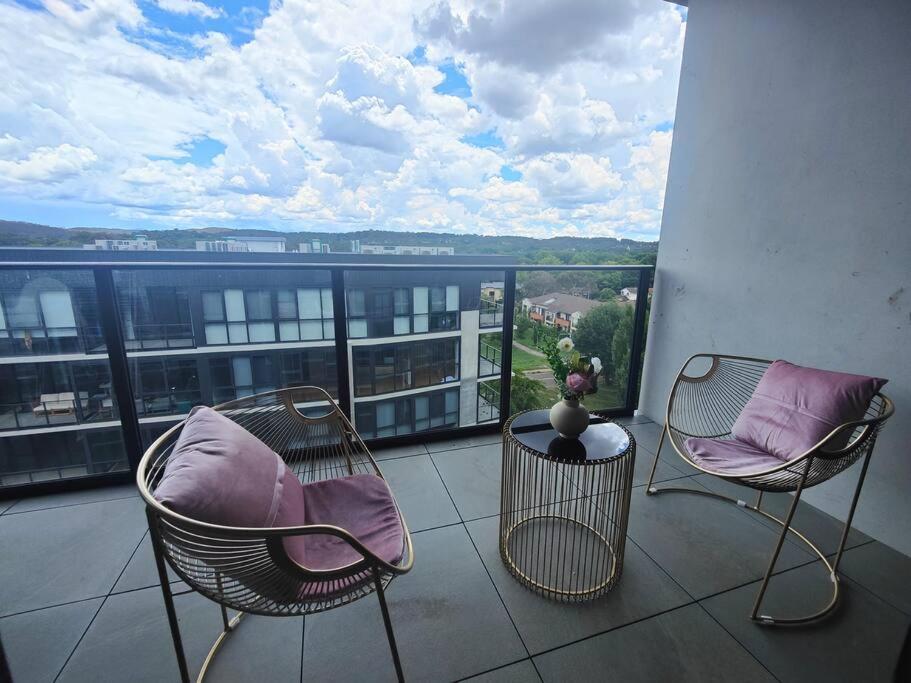 Brand New 2b1b Apt @ Inner North Of