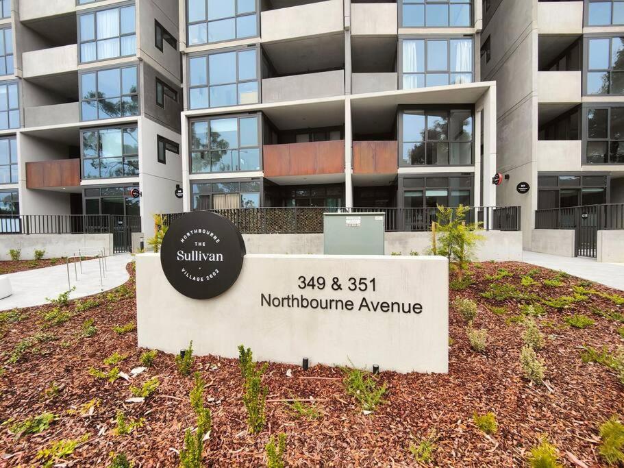 Apartment Brand-new 1-bedroom At Inner North Suburb