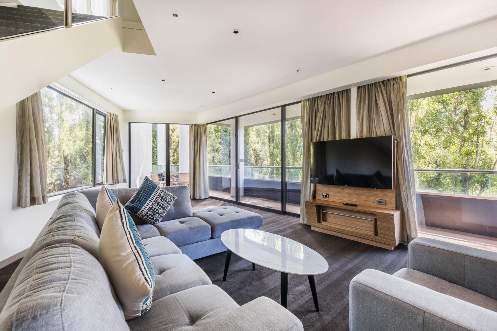Crowne Plaza By Ihg Hotel Canberra