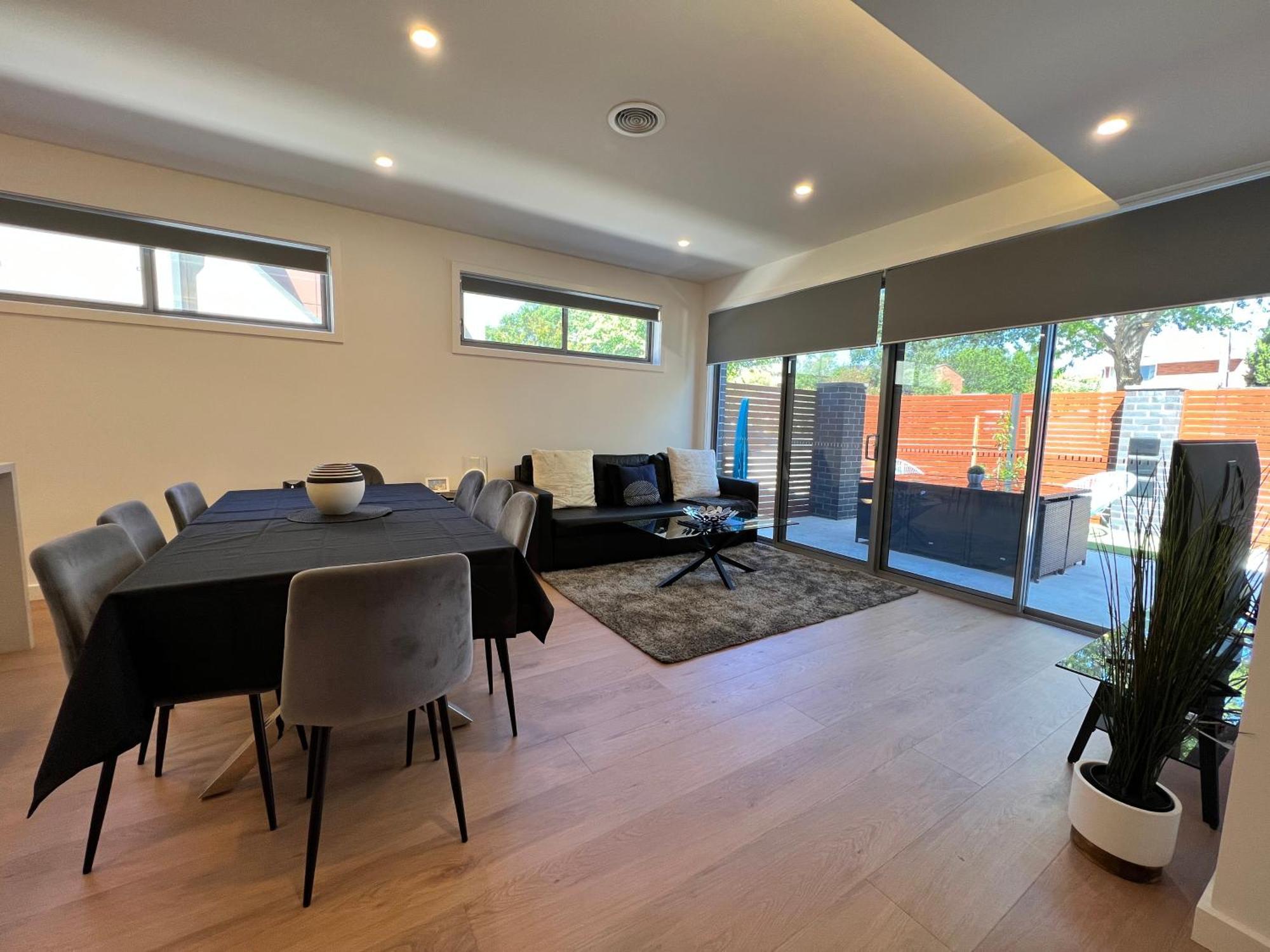 Stunning Dickson Luxe 3br 2bath Double Garage Wifi Brand New Holiday home