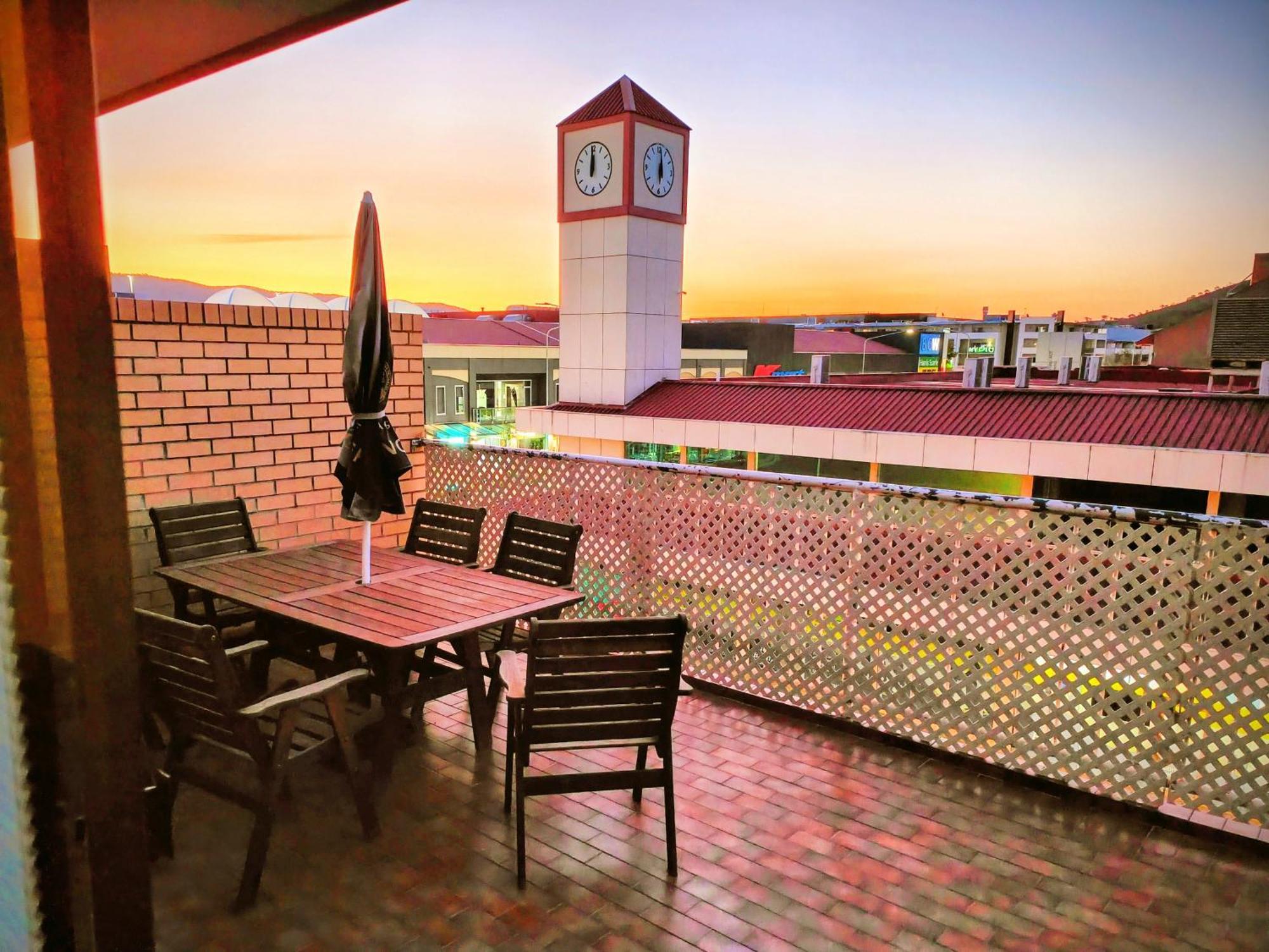 Tuggeranong Short #06c - Sleeps 6 Apartment *