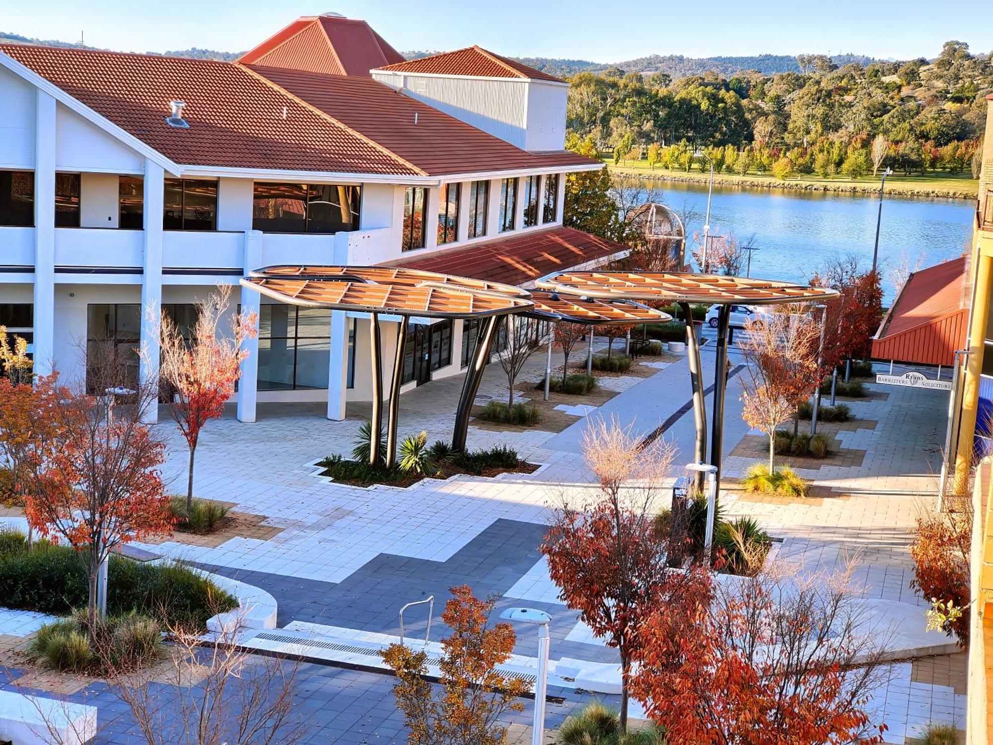 Tuggeranong Short #06c - Sleeps 6 Apartment