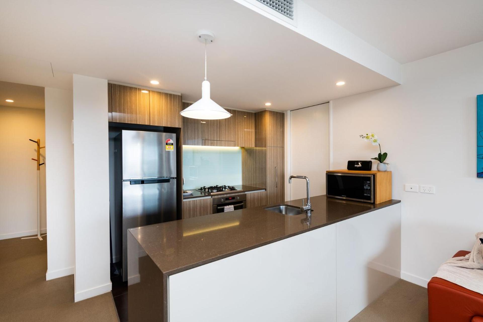 Jamieson - Lakeview Apartment