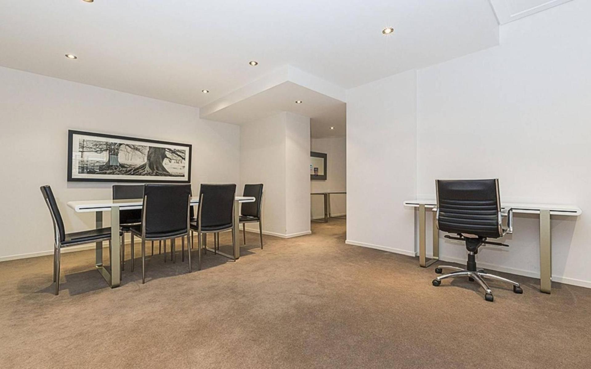 Glebe Park 108 Act Apartment *